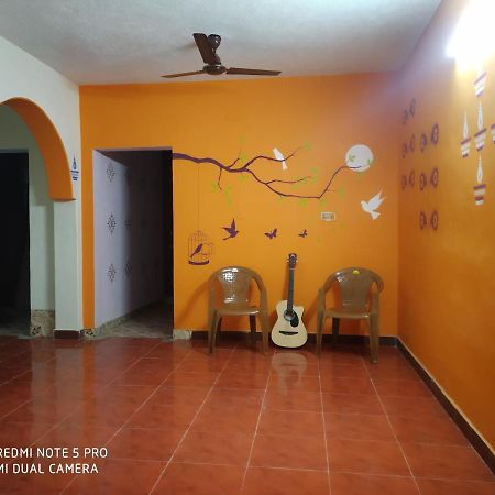 Easvari Grand Pg For Women - Female Only Hostel Madras Buitenkant foto