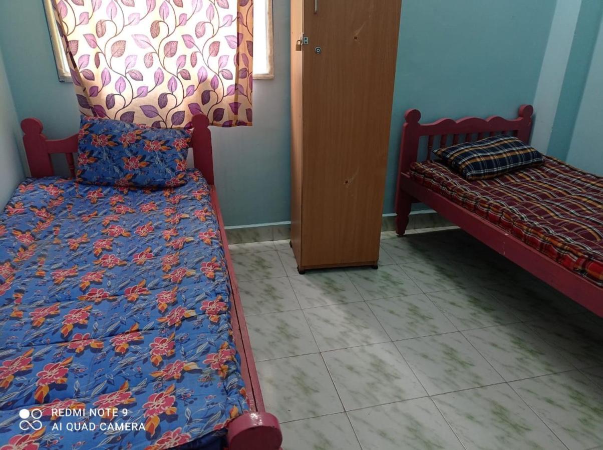 Easvari Grand Pg For Women - Female Only Hostel Madras Buitenkant foto
