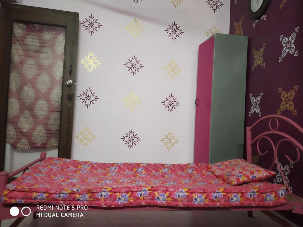 Easvari Grand Pg For Women - Female Only Hostel Madras Buitenkant foto